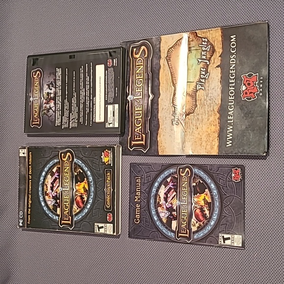 World Of Warcraft Orcs & Humans Expansion Sets And More - Picture 15 of 16